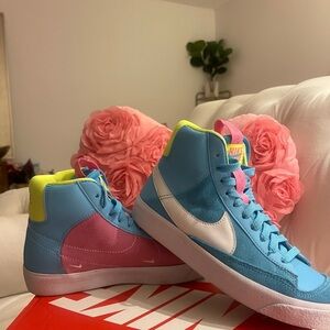 Kids Nike blazer 77 dance . Size 4.5.